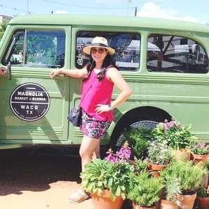 Meet your Posher, Connie